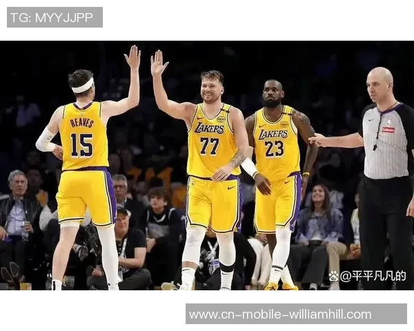 湖人对快船精彩对决回顾2月1日比赛视频录像全程回放