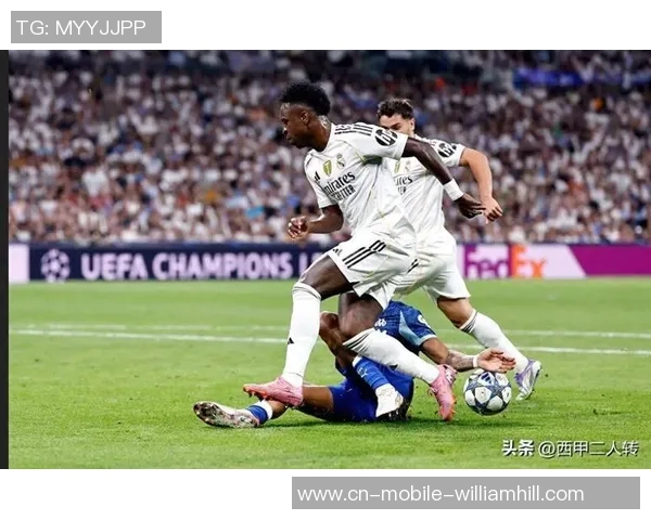 皇马1.5亿巨星怒形于色！一路诉苦不满阿隆索 威胁要归队